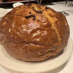 Morton's The Steakhouse - 大きなパン