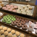 OLGA LE BON BON DONUTS - 