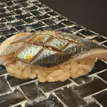 赤坂 鮨大谷 - 炙り秋刀魚