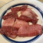 関内苑 本店 - これと