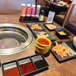 熟成焼肉いちばん - 1人前3切れぐらいなので、いろいろ食べられる‼️
