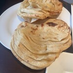 ゴングル 南青山本店 - パラタ