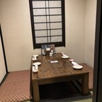 はじめの一歩 - 店内