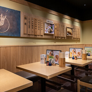 スタイリッシュな蕎麦屋で楽しむお酒と食事◆貸切可◎