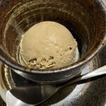 近江うし焼肉 にくTATSU - ほうじ茶アイス