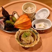 銀座 きた川 - 前菜（魚素麺、ジーマミー豆腐、鱧の南蛮漬、締め鯖）
                    白茄子の天ぷら