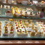 ル・パティシエ ヨコヤマ - 