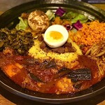 SPICY CURRY 魯珈 - 