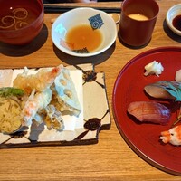 お料理 真 - 握りと天麩羅御膳　2,900円