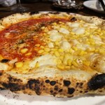 アダット マルヤマ - マリナーラとコーン