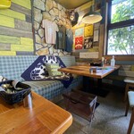 コナズ珈琲 福山店 - 店内