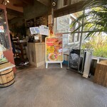 コナズ珈琲 福山店 - 店内