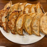 中華料理 餃子の店 三幸園 白山通り店 - 