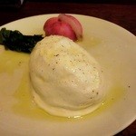 パーラー江古田 - 八丈島のおいしいーモッツァレラチーズ