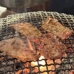 炭火焼肉ホルモン うらら - 