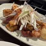 炭火焼肉ホルモン うらら - 