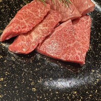 和牛とワイン 焼肉きゅうこん - 