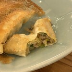 宇都宮みんみん 宮みらい店 - 焼き餃子断面