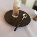 RESTAURANT en cachette - 