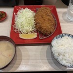 とんかつ檍のカレー屋 いっぺこっぺ 飯田橋店 - 