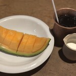 唯我独尊 - メロン350円　アイスコーヒー300円