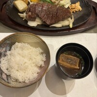 近江牛もりしま 寛閑観ここ滋賀店 - 