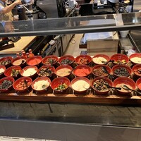 リュクス ダイニング ハプナ - 店内