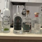 セレクトギャラリー＆バー バク - 