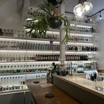 セレクトギャラリー＆バー バク - 