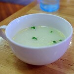 FOOD ZONE - 料理写真:チキンスープ