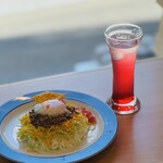 Don Tacos 本格沖縄タコス&タコライス専門店 - 相性抜群！タコライスとグラデーションドリンク☆