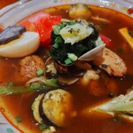 吉柳 - 「ごはん少なめでって言えばよかった！」と毎回おもうスープカレー。めちゃくちゃおいしいので結局もちろん完食します。罪なメニュー…。       