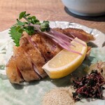 炭火焼鳥と一口餃子 TORA鶏YA - 極みももたたき