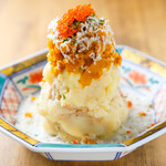 炭火晩酌屋はればれ - 豚角煮ポテトサラダ～カレーたくあんのっけ～