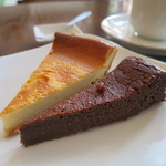 カフェ イワブチ - チョコレートケーキ、チーズケーキ