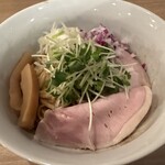 人力俥 - 煮干油そば800円税込煮干しの香りが濃い！