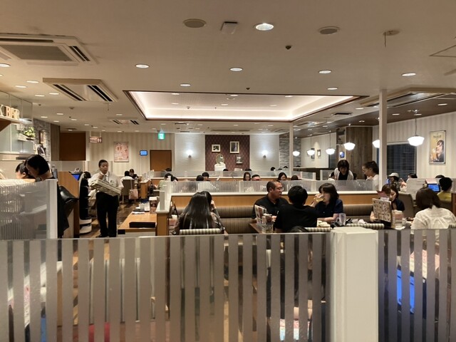 jonathan Toshimaku Higashikebukuro Ten photo 4