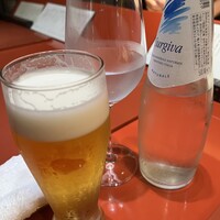 鮨　銀座　鰤門 - 生ビールとスルジーヴァ