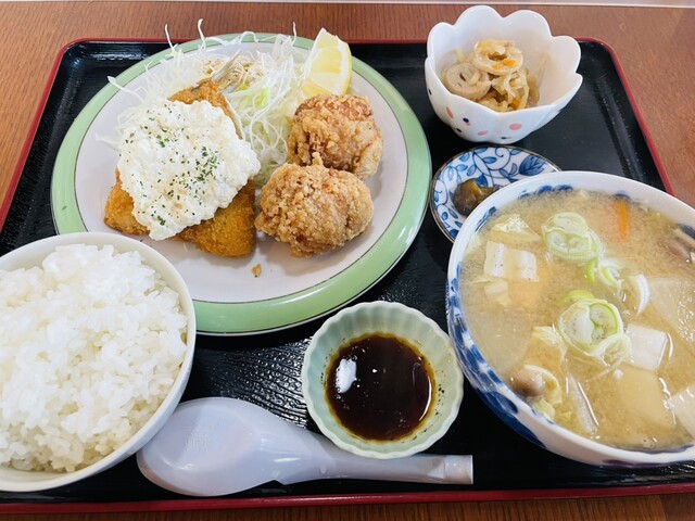 ごはん職人六兵衛 - 本楯（食堂）の写真