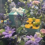 Tiffany Blue Box Café - 