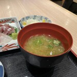 刺身と寿司 魚や一丁 - 