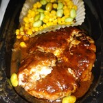 ガスト 世田谷上馬店 - チーズiinハンバーグ断面