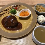 WARAYAKI bistro W - 