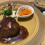 WARAYAKI bistro W - 