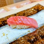 THE SUSHI TOKYO 旬 - マグロ赤身アップ