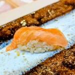 THE SUSHI TOKYO 旬 - サーモンアップ