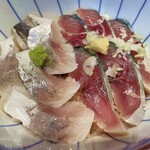 京すし - 【2025/8】ハーフ丼(あじ・さば）