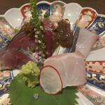 酒とろばた焼 うなり - 鮮度抜群のお刺身！