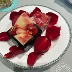 Tiffany Blue Box Café - 