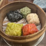 焼売スタンド きんぎょ - 自家製シユマイ5種盛り　690円
